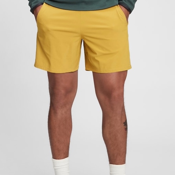 GAP Other - GAP GapFit Recycled Running Shorts  (S)